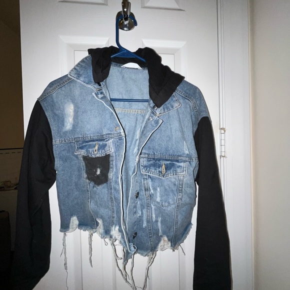 DENIM/SWEATSHIRT MATERIAL CROP JACKET - Picture 2 of 6